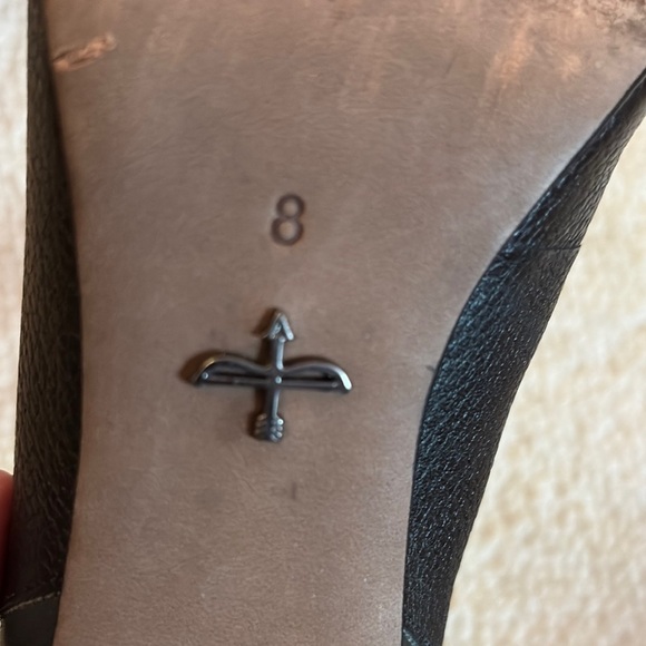 Pour La Victoire Black Stiletto Heels - Picture 14 of 16